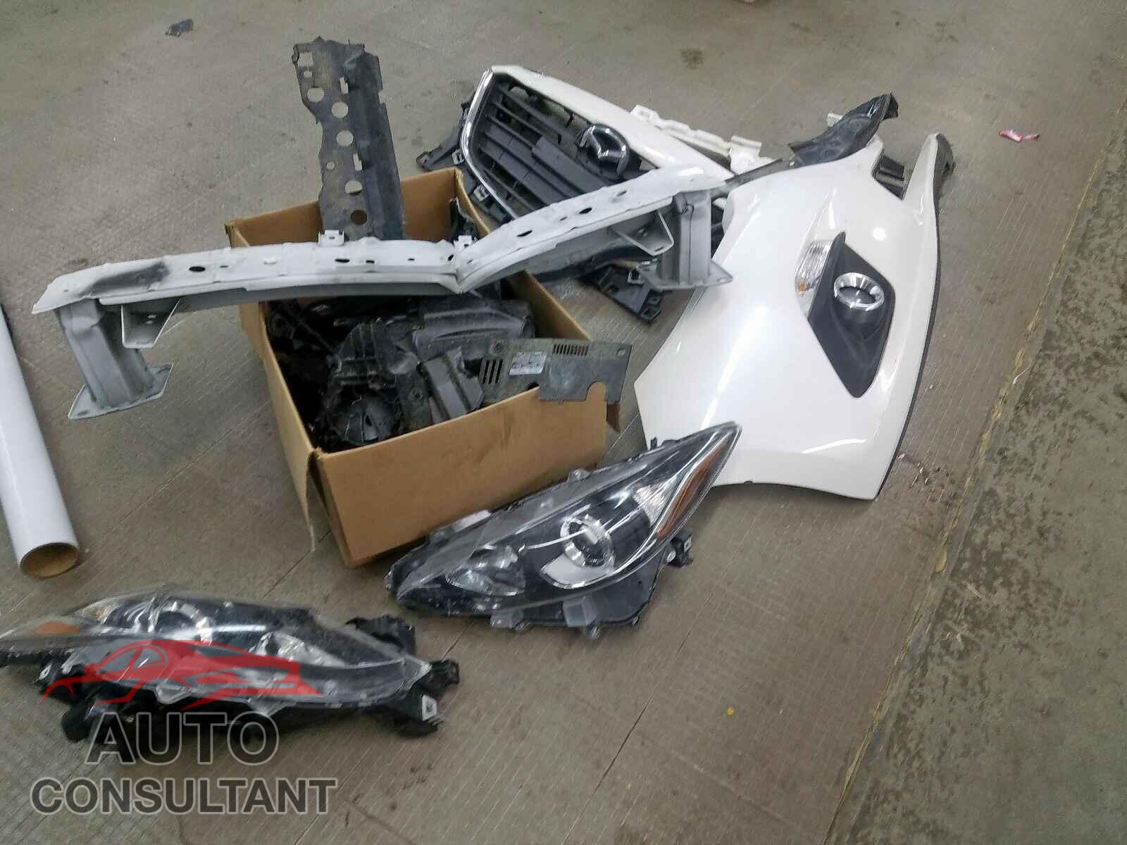 MAZDA 3 2016 - 4T1BF1FK4GU545591
