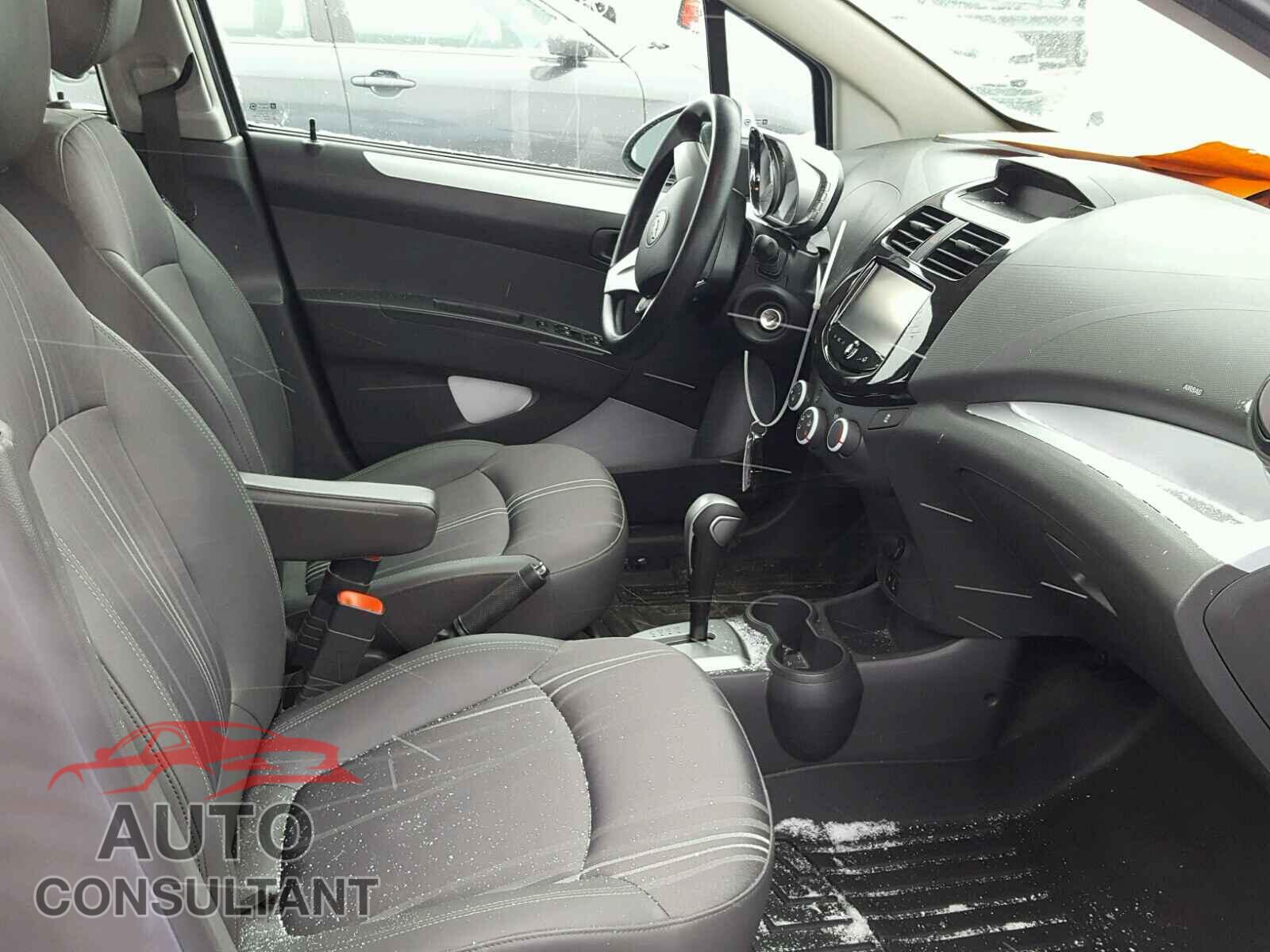 CHEVROLET SPARK 2015 - KL8CD6S96FC708687