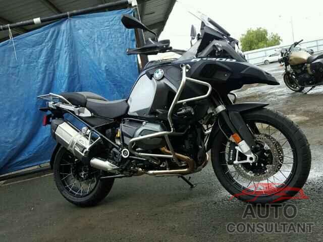 BMW MOTORCYCLE 2016 - WB10A1207GZ664590