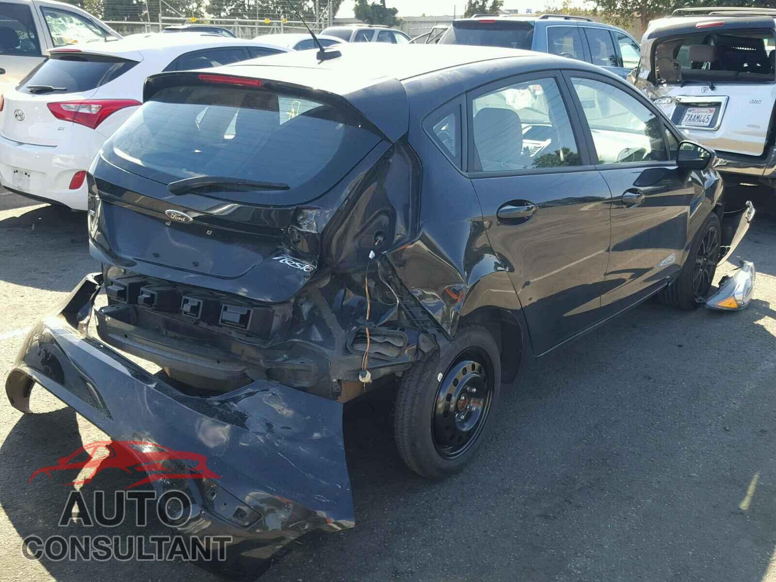 FORD FIESTA 2015 - 3FADP4EJ6FM136165