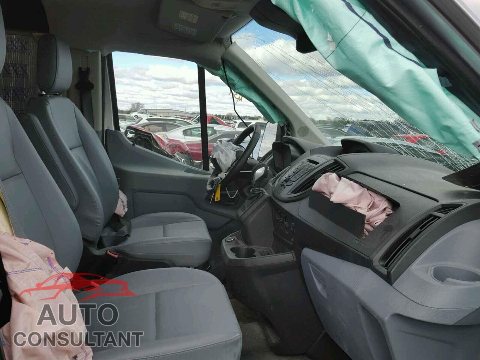 FORD TRANSIT CO 2017 - 1FTYE1ZM0HKA71179