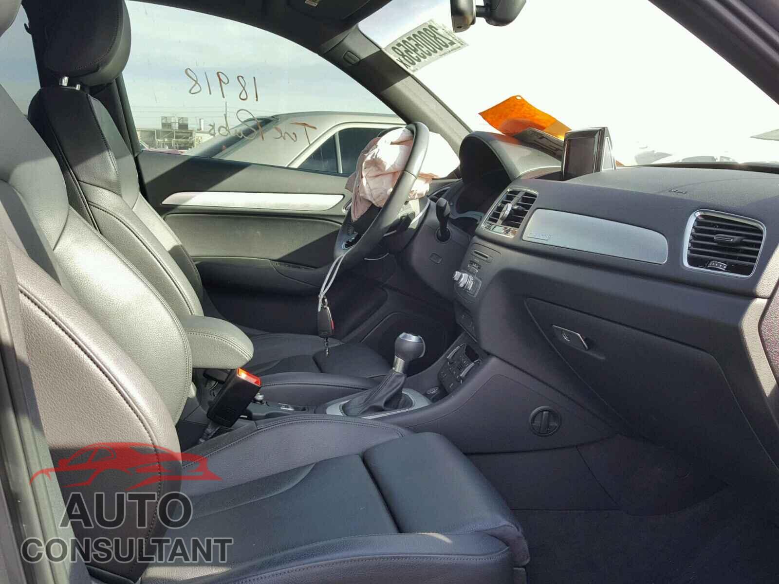 AUDI Q3 2017 - WA1JCCFS9HR005351