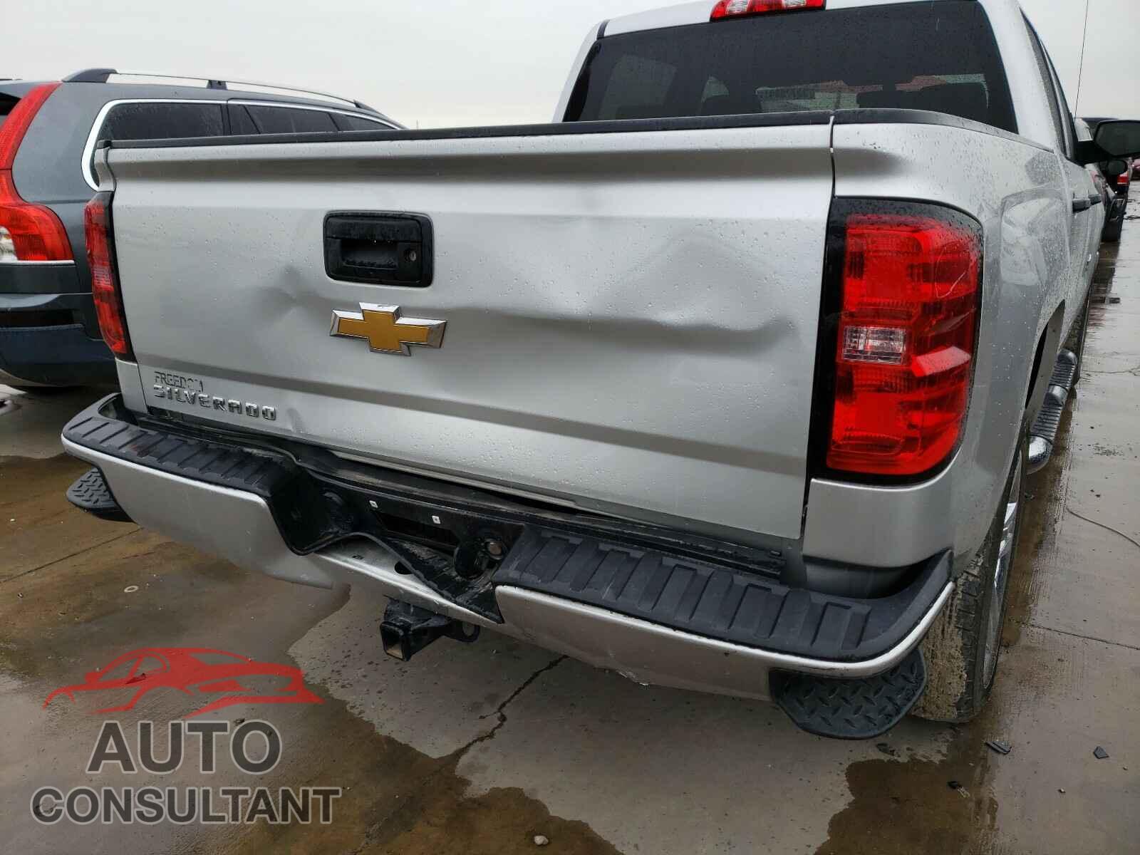 CHEVROLET SILVERADO 2018 - 3N1CN7AP4GL821024