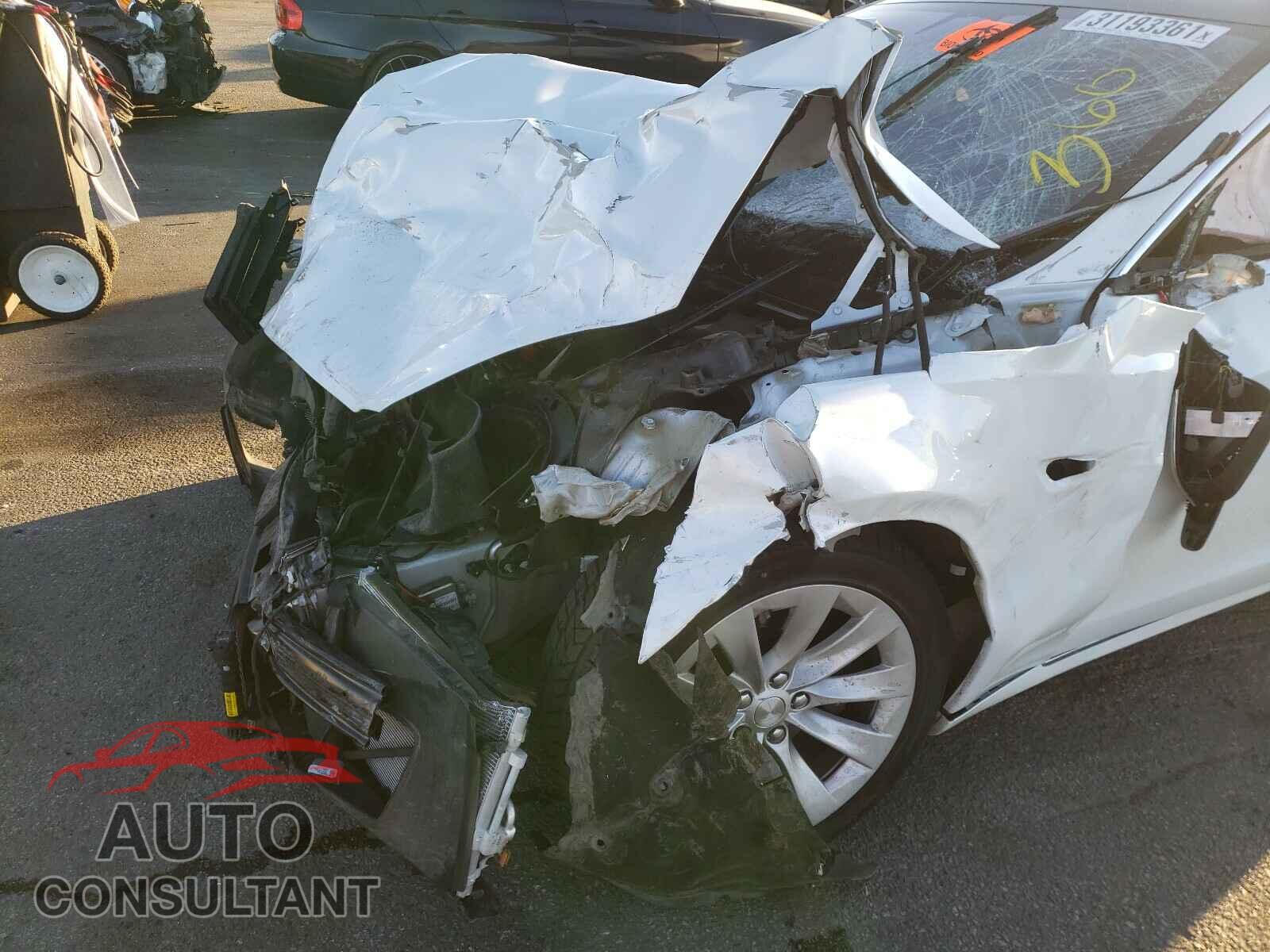 TESLA MODEL S 2020 - 5YJSA1E20LF385250