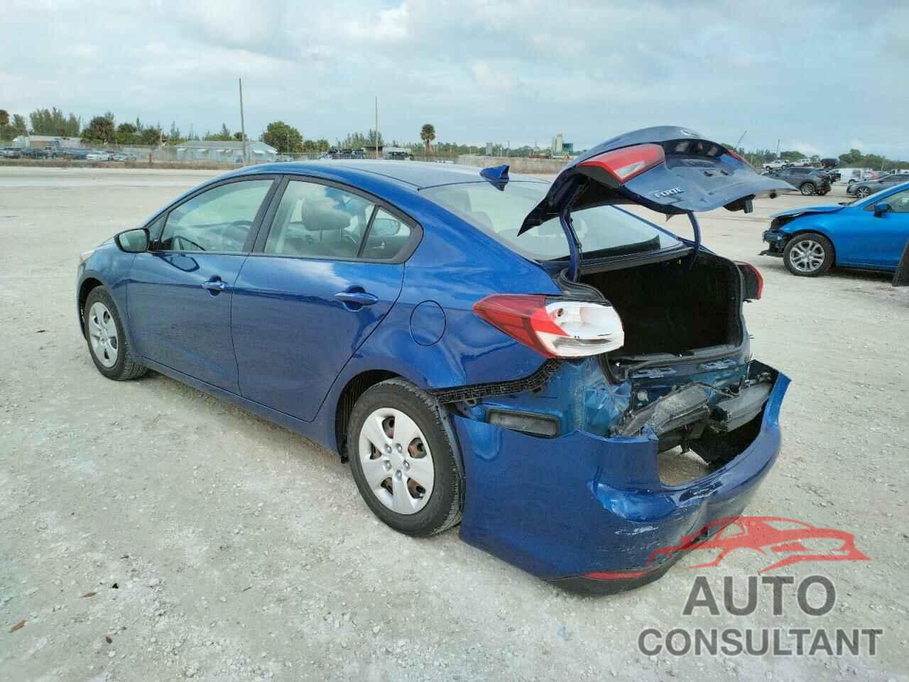 KIA FORTE 2018 - 3KPFL4A71JE175113