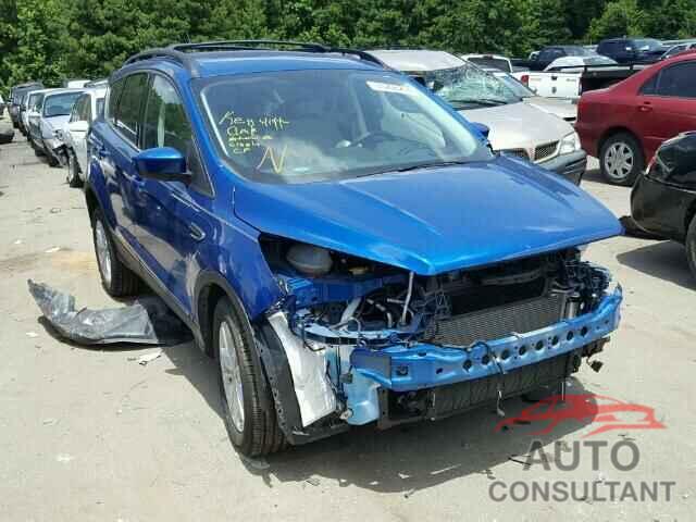 FORD ESCAPE 2017 - 1FMCU0GD5HUA45381