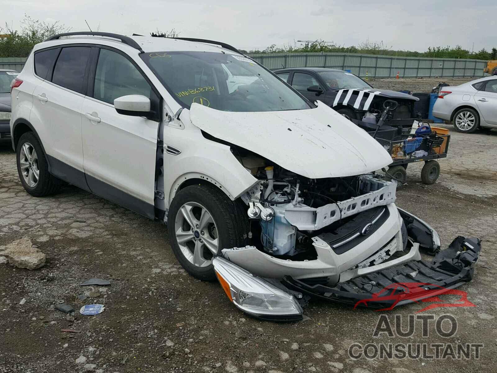 FORD ESCAPE 2015 - 1FMCU0GX8FUB68731