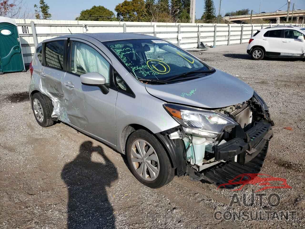 NISSAN VERSA 2017 - 3N1CE2CP4HL368377