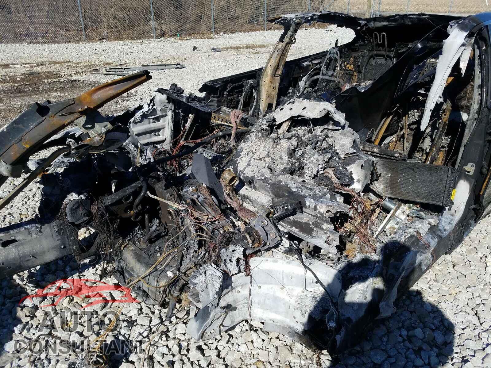 TESLA MODEL S 2019 - 5YJSA1E2XKF337429