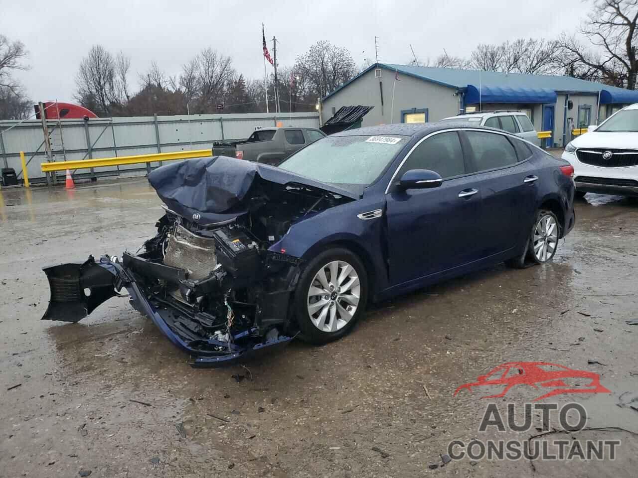 KIA OPTIMA 2018 - 5XXGT4L38JG267129