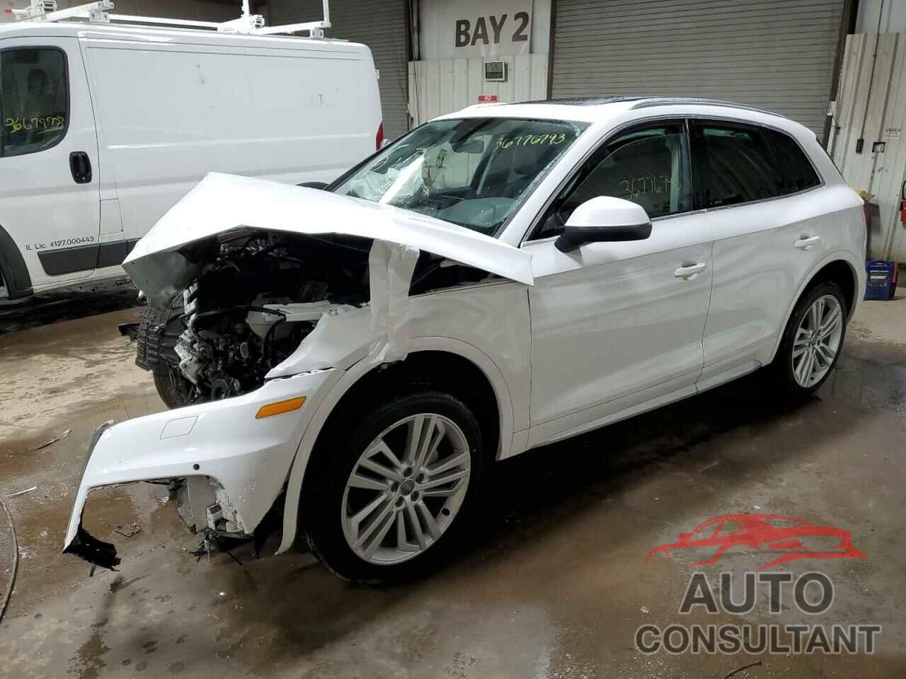 AUDI Q5 2018 - WA1BNAFY0J2228884