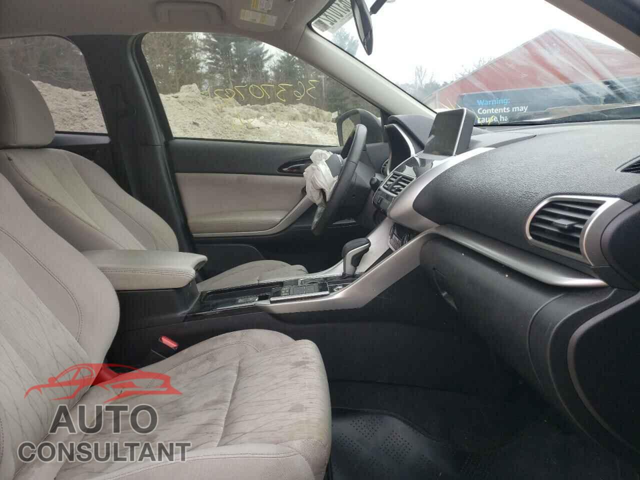MITSUBISHI ECLIPSE 2018 - JA4AT5AA4JZ038323