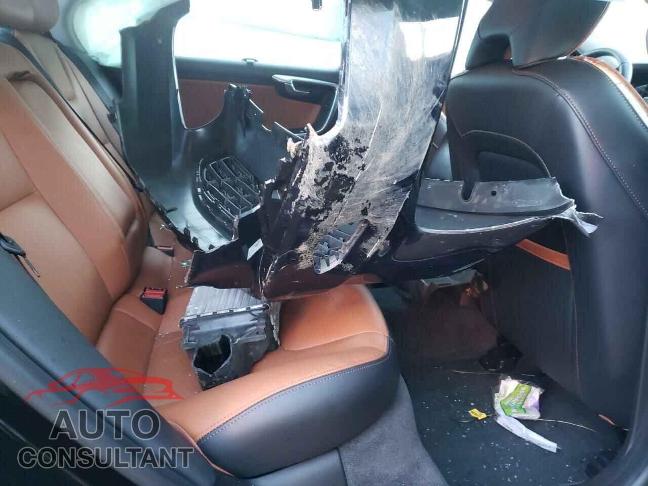 VOLVO S60 2017 - LYV402TK9HB144266