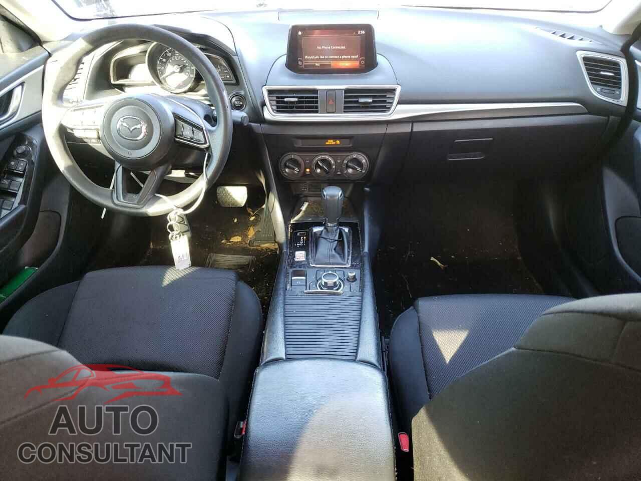 MAZDA 3 2017 - 3MZBN1U75HM132653