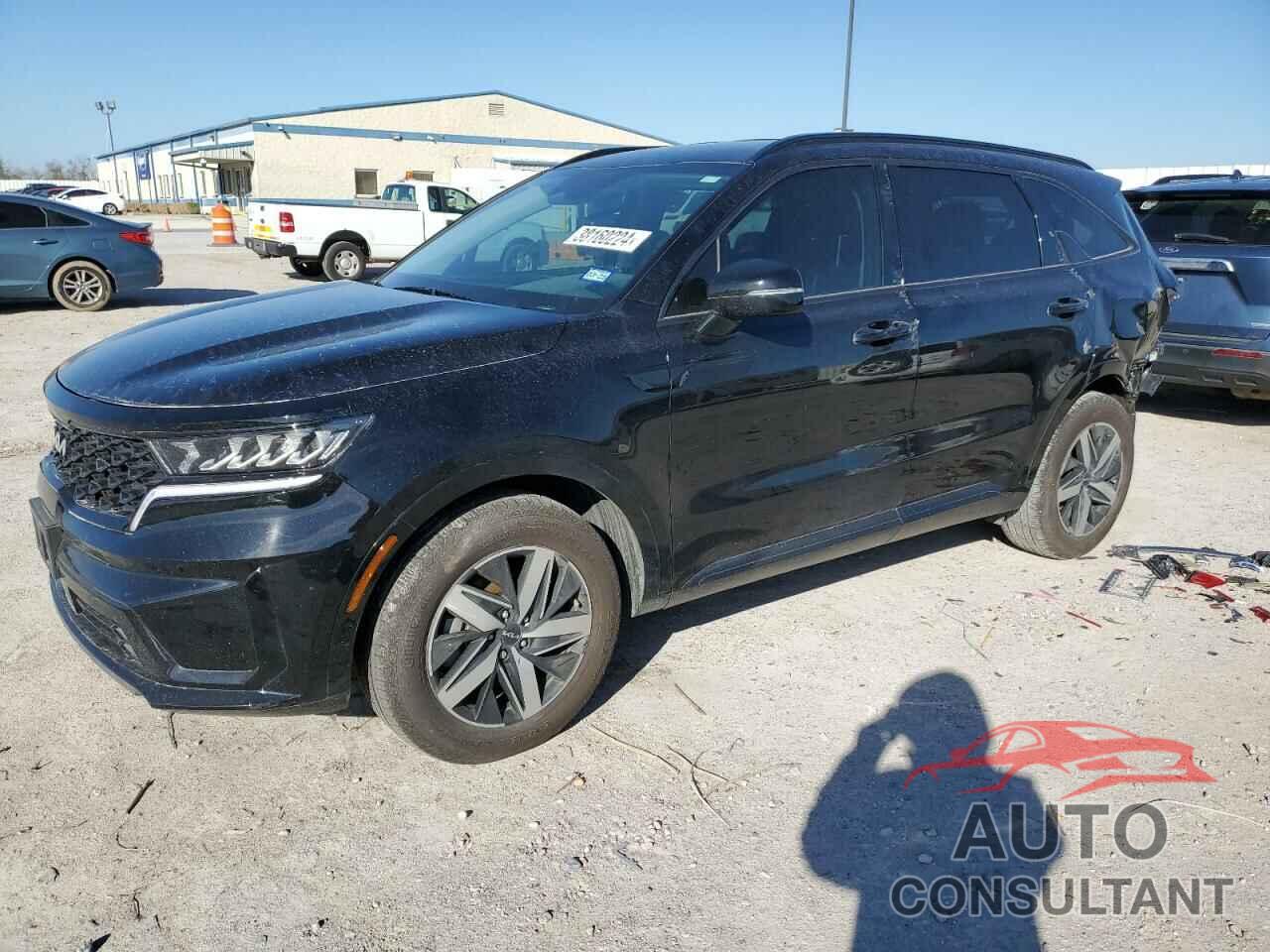 KIA SORENTO 2023 - 5XYRH4LF4PG188405