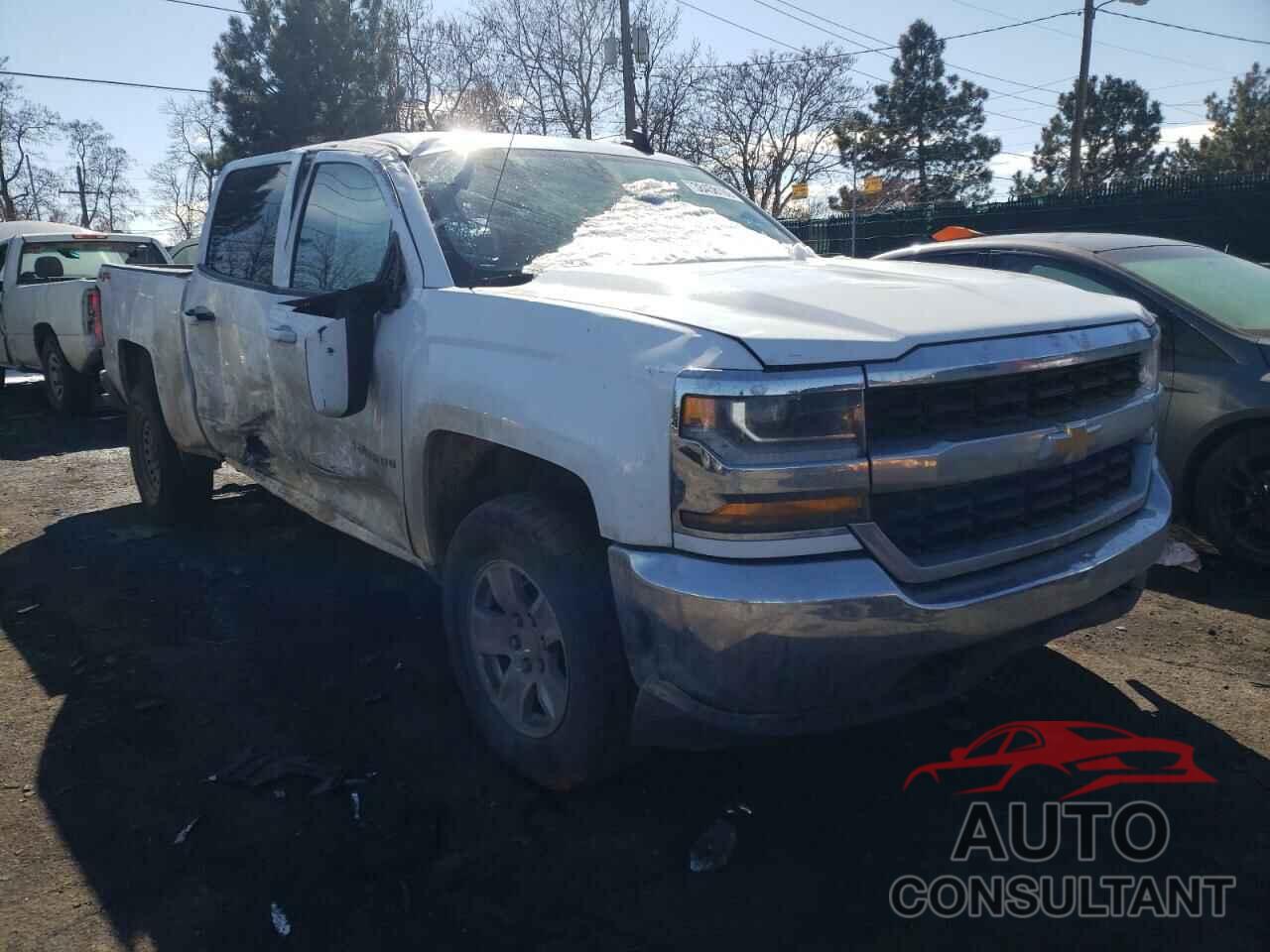 CHEVROLET SILVERADO 2018 - 3GCUKREC5JG396314