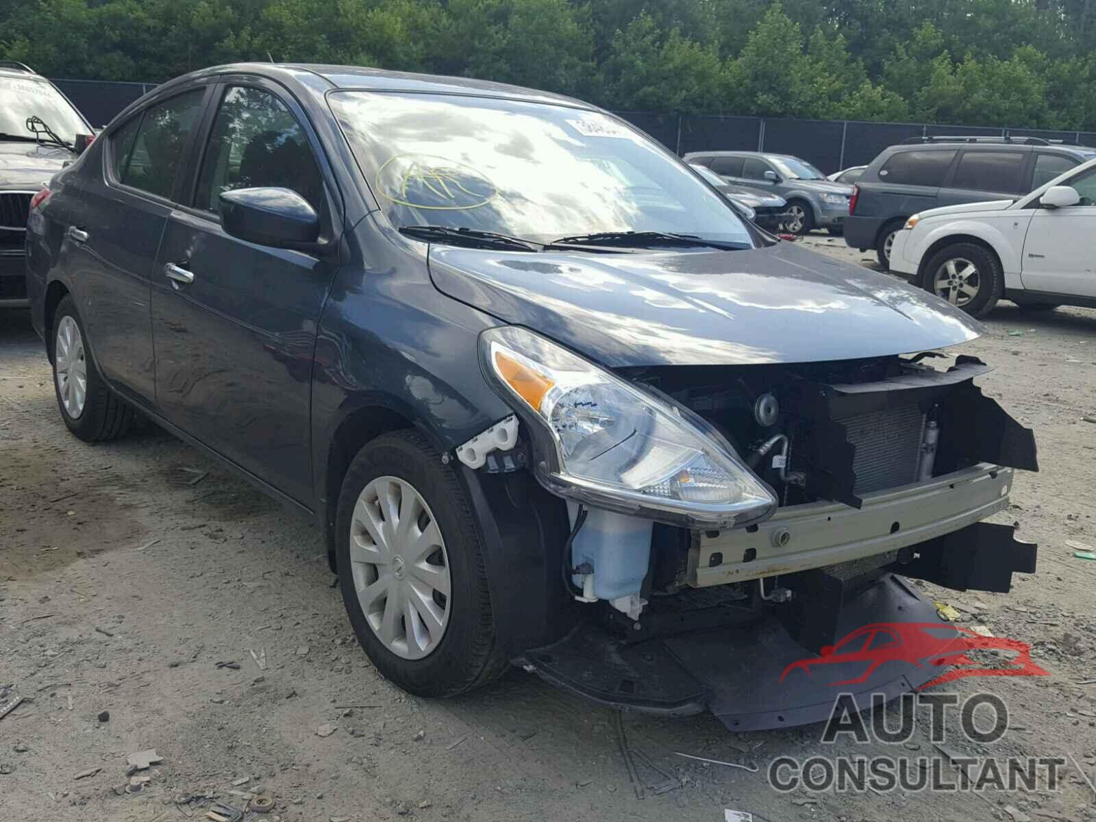 NISSAN VERSA 2017 - 3N1CN7AP1HL809821