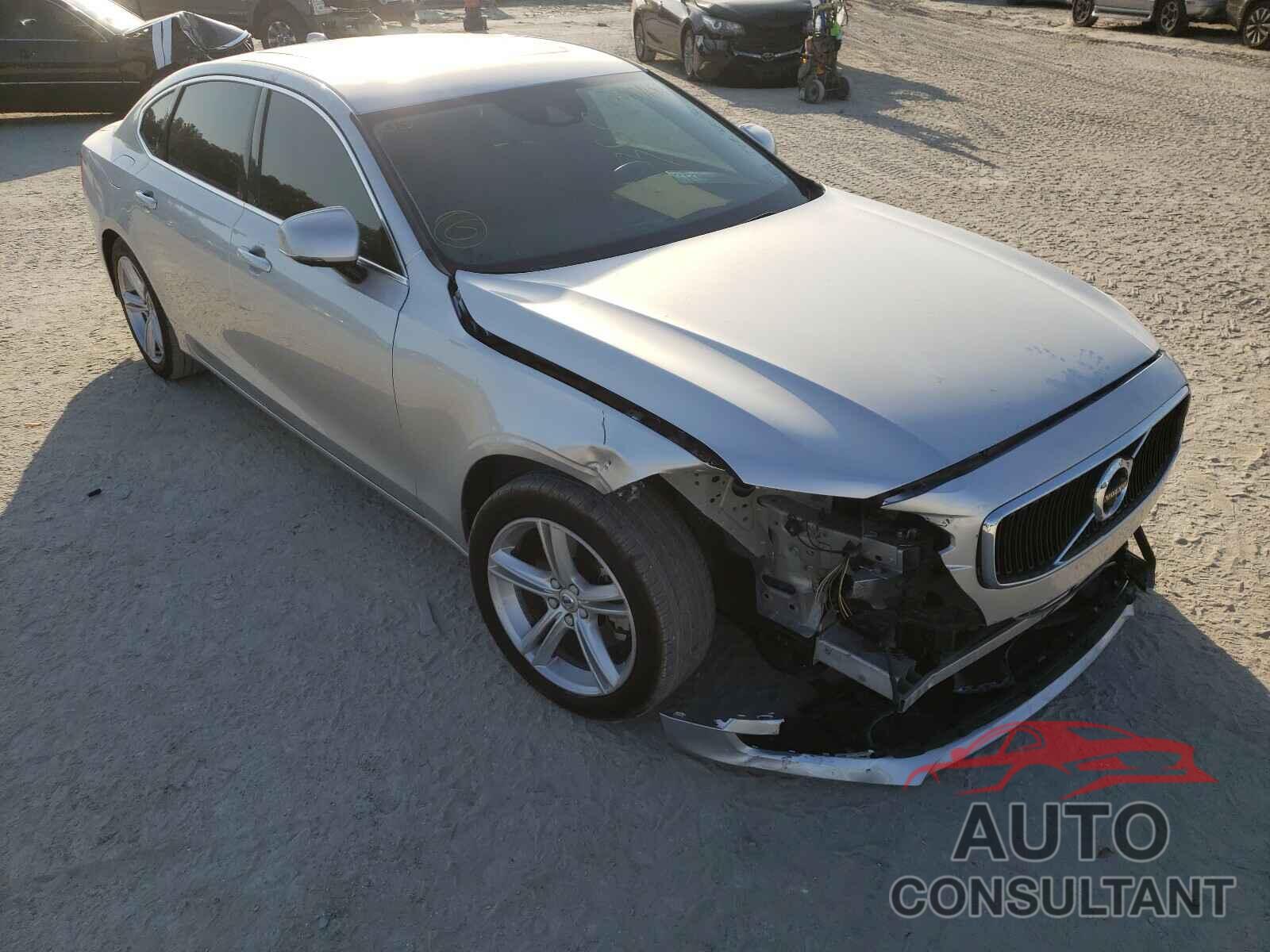 VOLVO S90 2018 - LVY982AK6JP022081