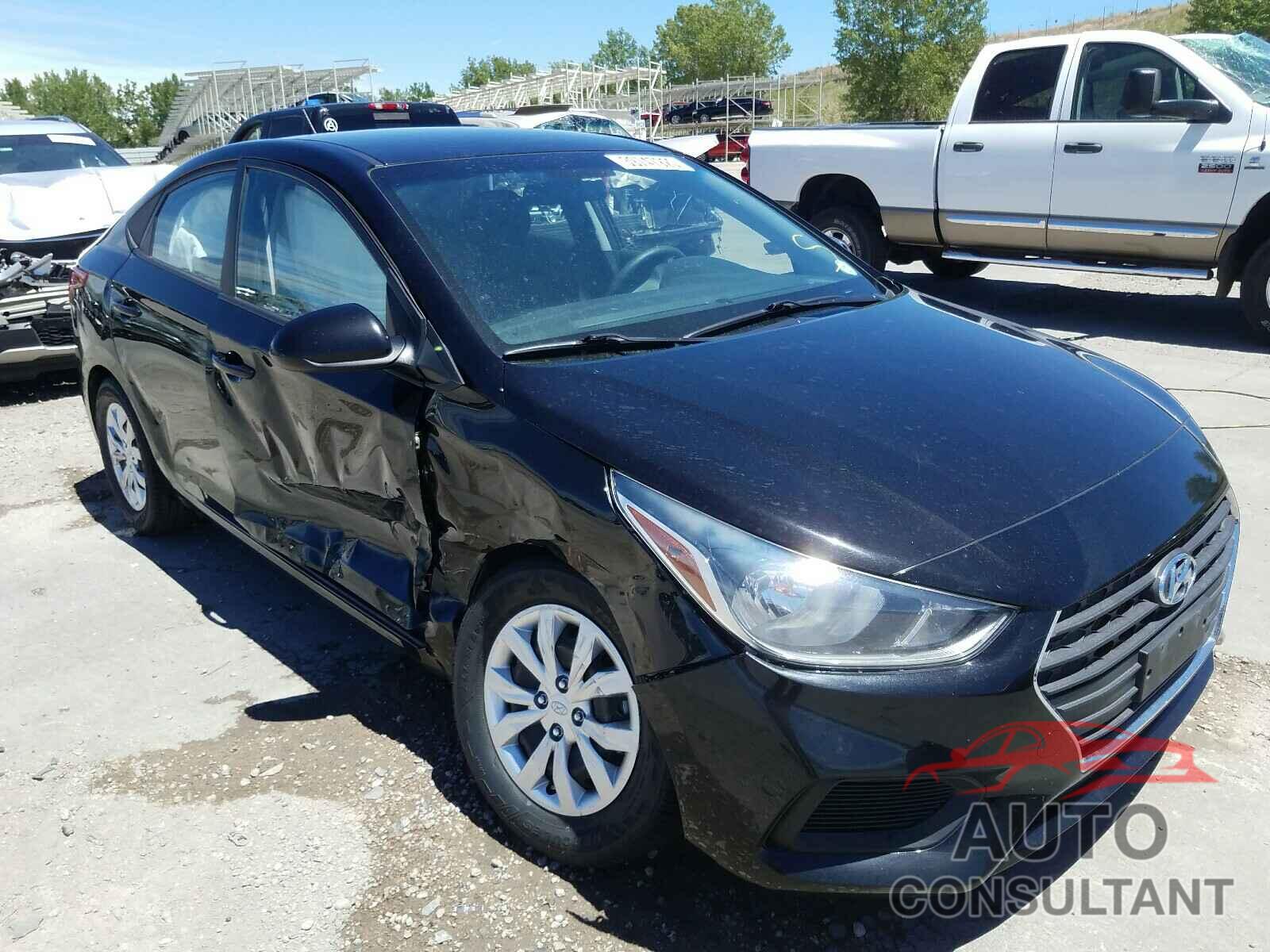 HYUNDAI ACCENT 2018 - 3KPC24A35JE012869