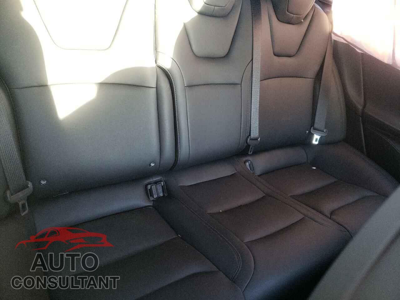 TESLA MODEL S 2020 - 5YJSA1E49LF358985