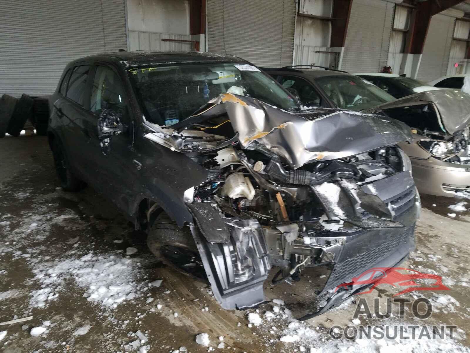 MITSUBISHI OUTLANDER 2018 - JA4AR3AU3JU007803