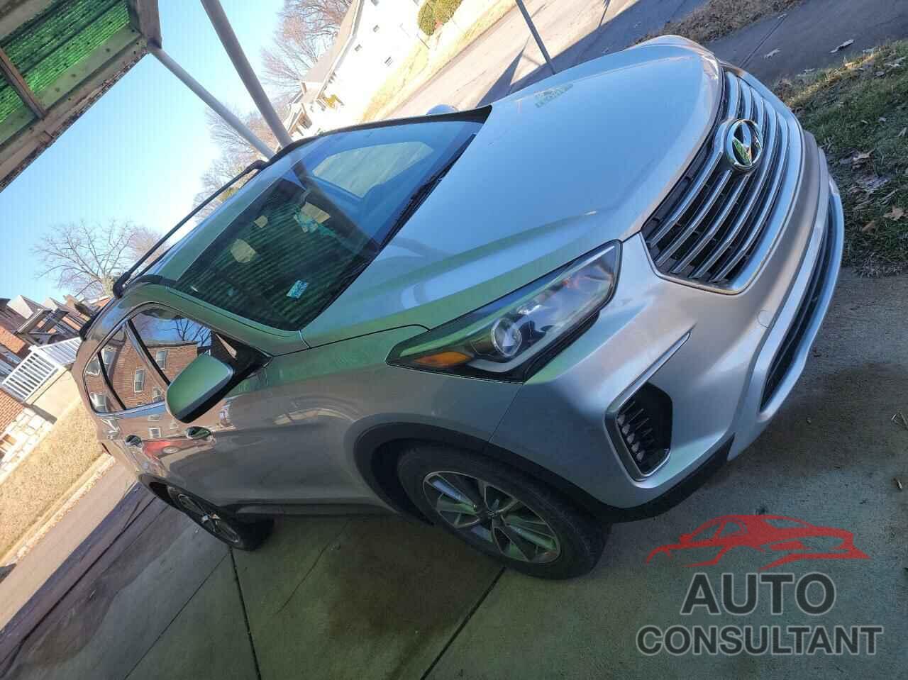 HYUNDAI SANTA FE 2018 - KM8J33A48GU236800