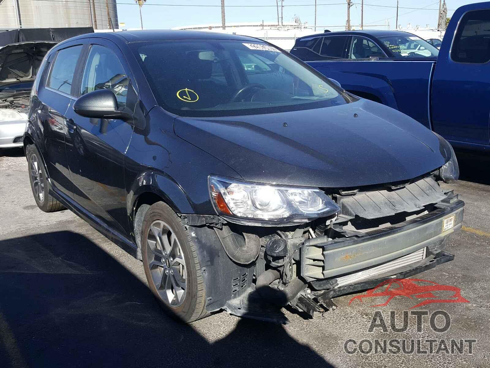 CHEVROLET SONIC 2017 - 1G1JD6SB5H4147809