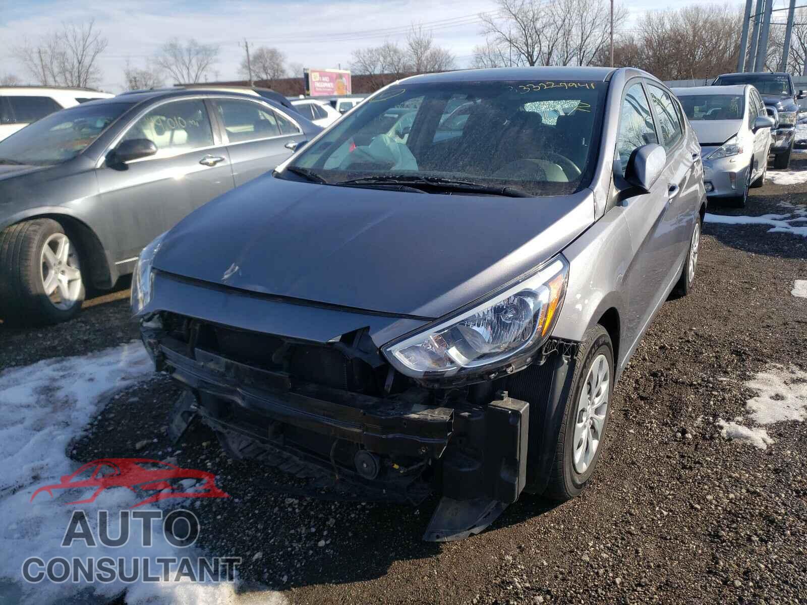 HYUNDAI ACCENT 2017 - KMHCT5AEXHU302262