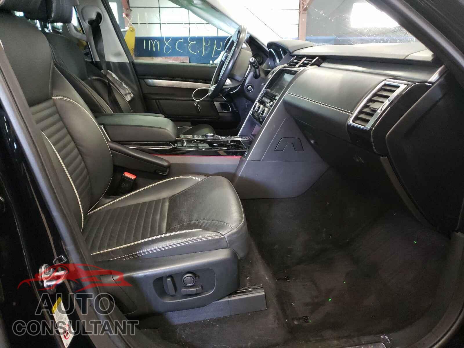 LAND ROVER DISCOVERY 2017 - SALRTBBVXHA015977