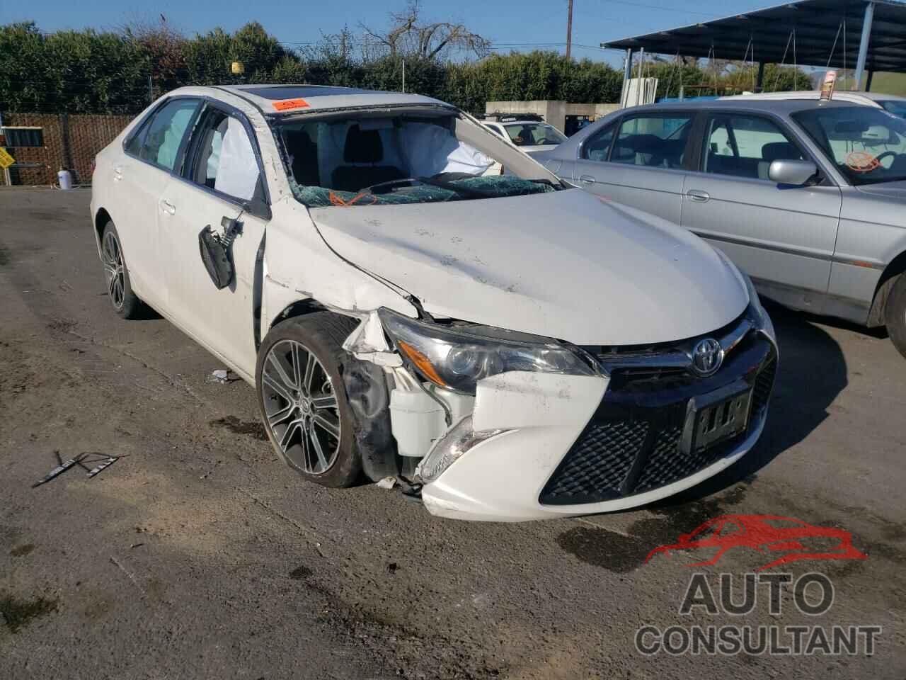 TOYOTA CAMRY 2016 - 4T1BF1FK0GU140005