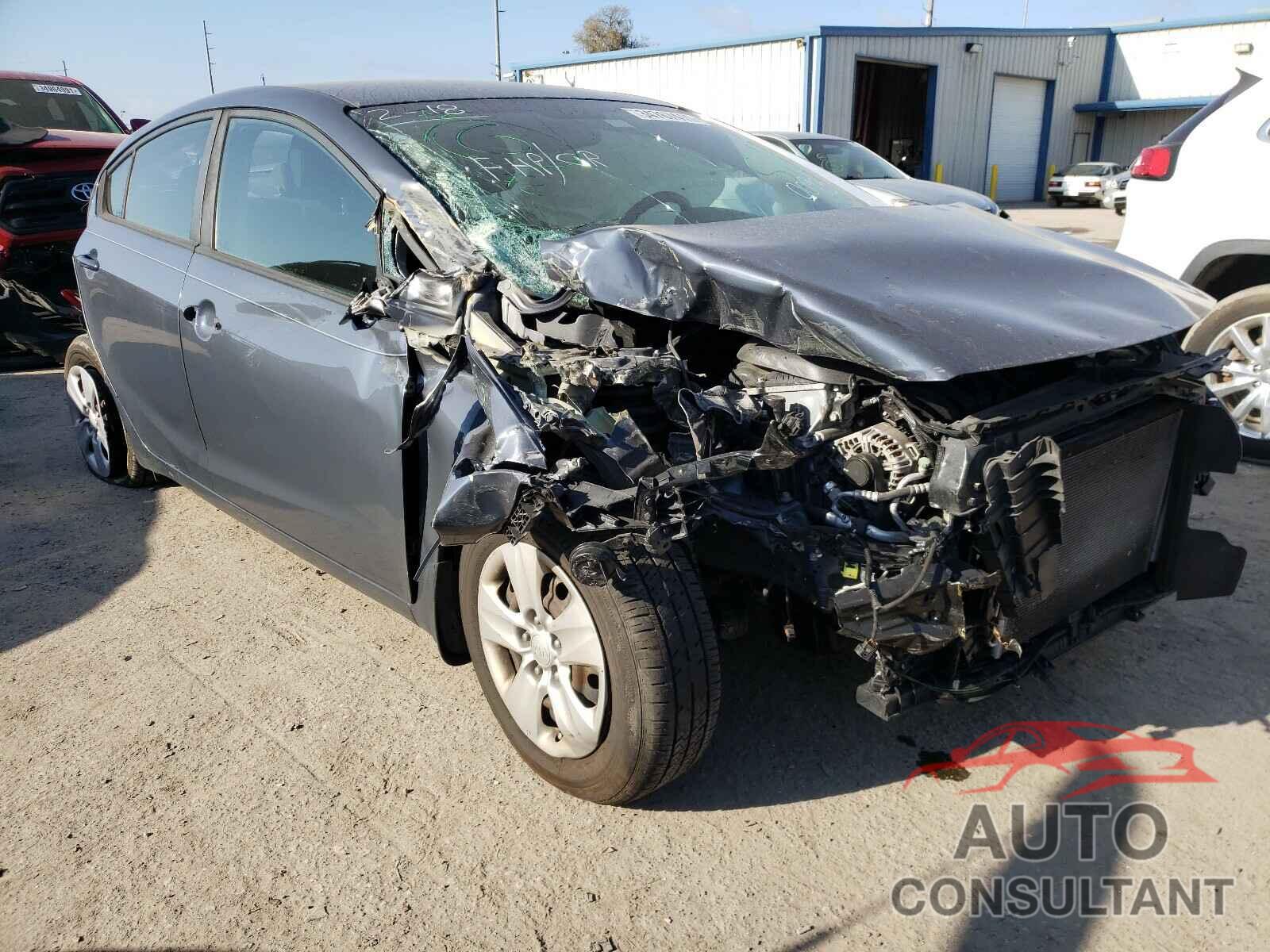 KIA FORTE 2016 - KNAFK4A69G5590093