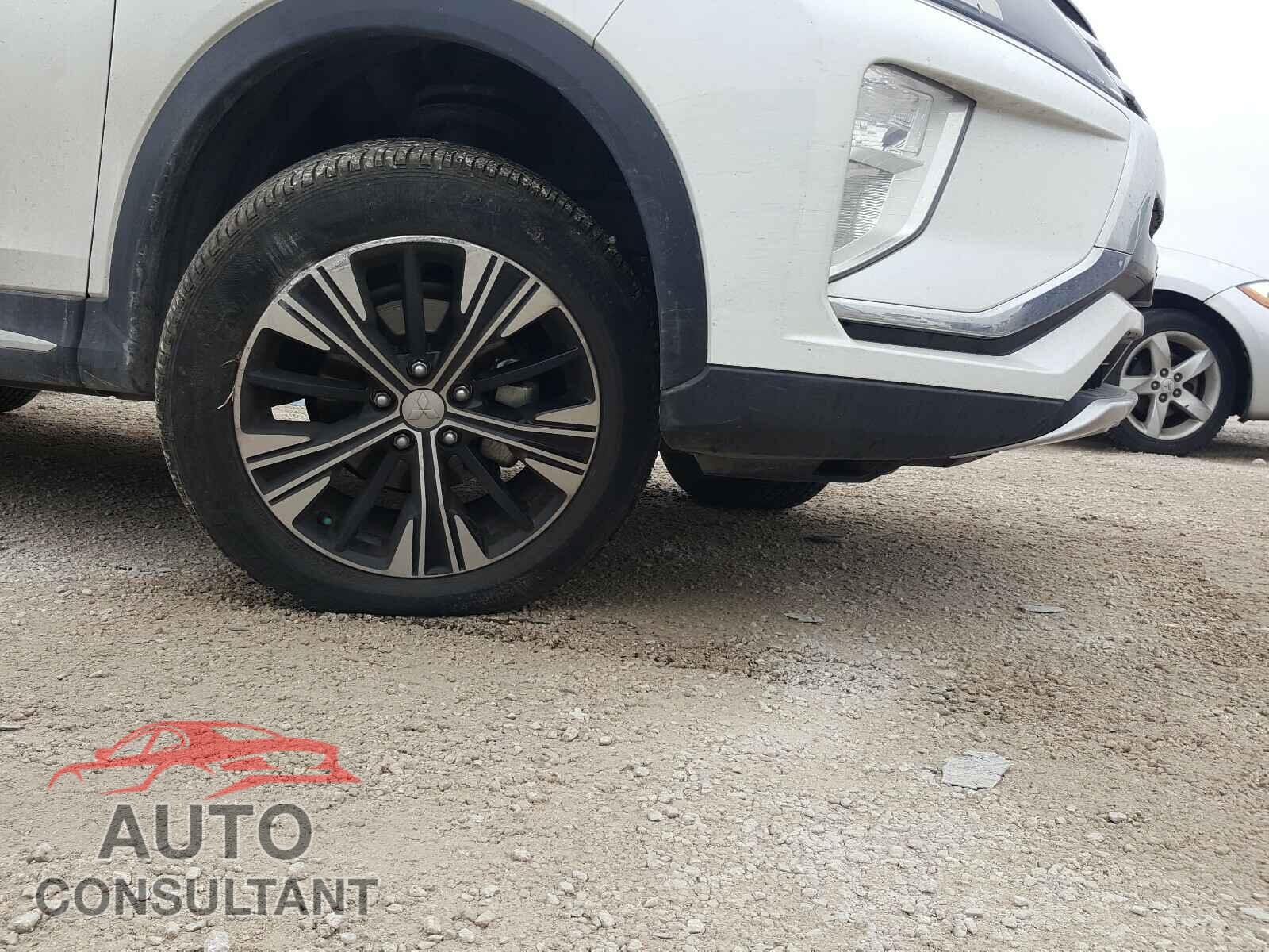 MITSUBISHI ECLIPSE 2019 - JA4AT5AA4KZ013844