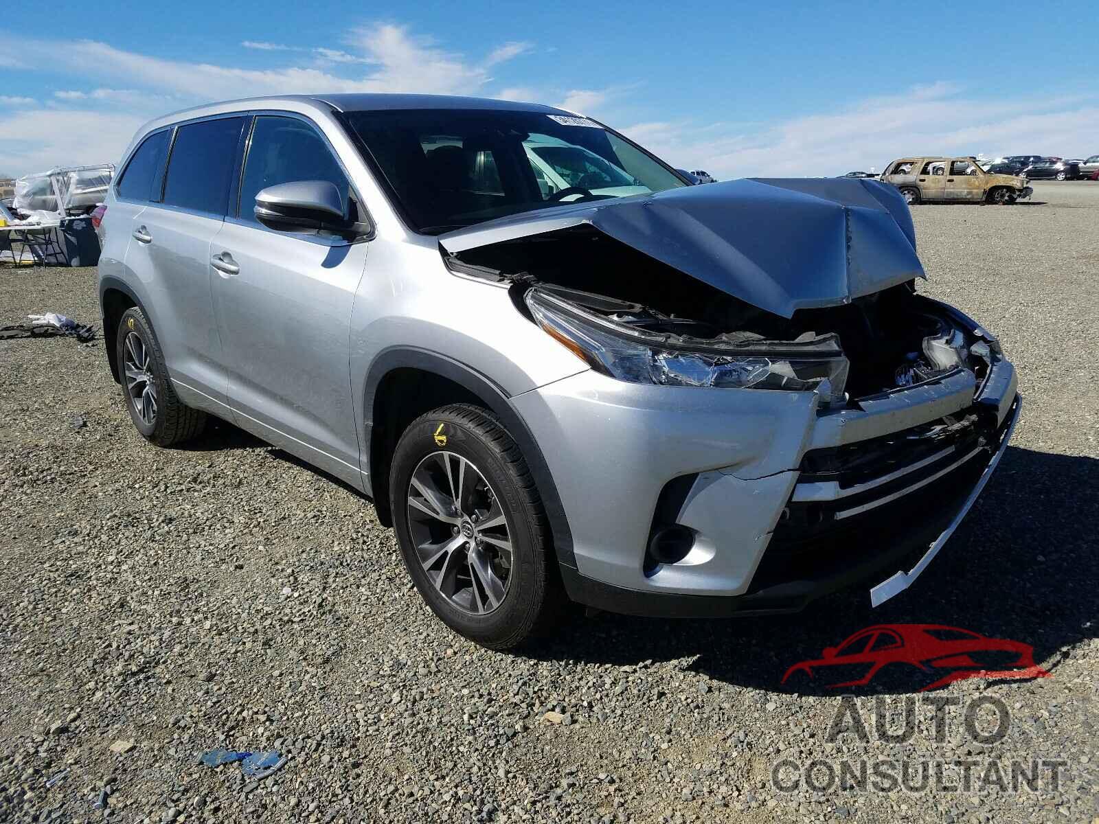 TOYOTA HIGHLANDER 2017 - 5TDBZRFH0HS401301