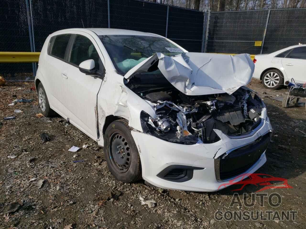 CHEVROLET SONIC 2017 - 1G1JG6SG5H4171613