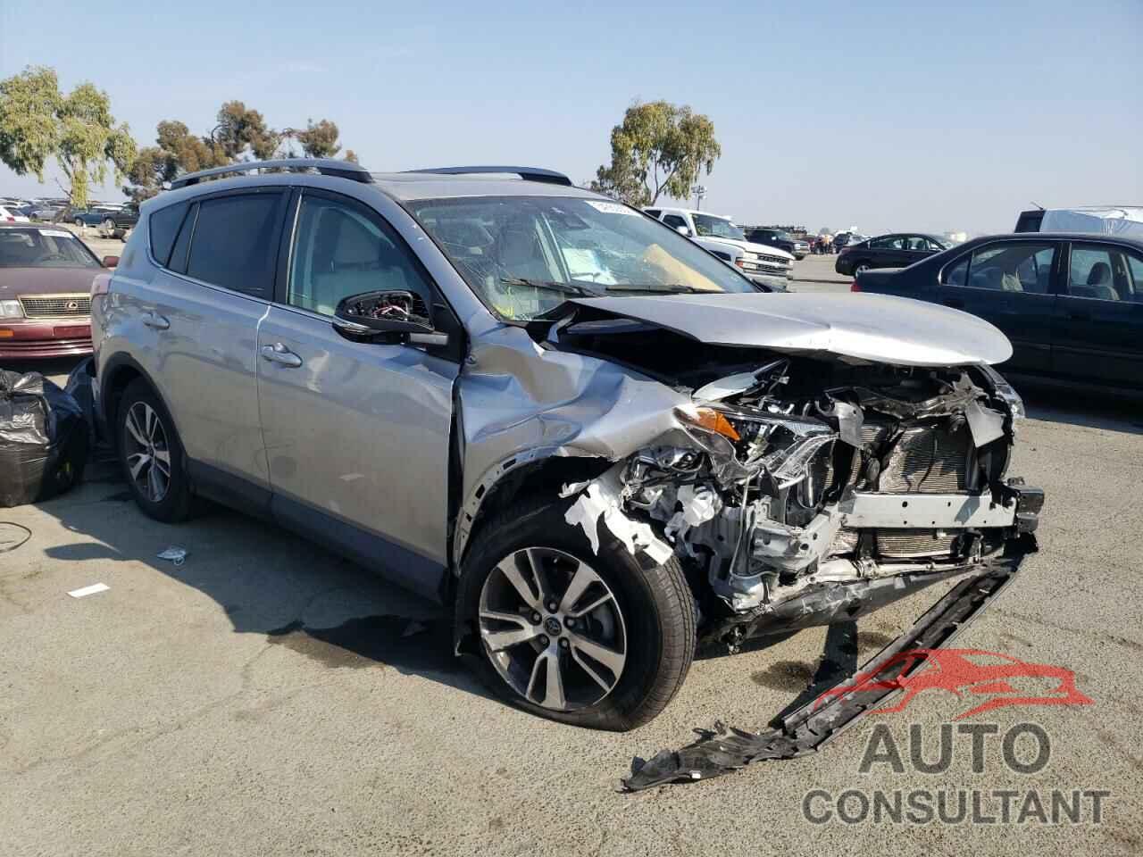 TOYOTA RAV4 2018 - 2T3RFREV1JW852157