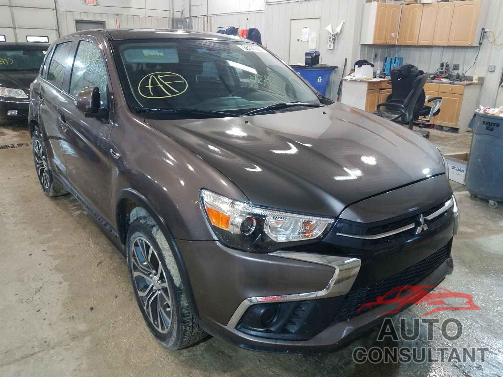 MITSUBISHI OUTLANDER 2019 - JA4AR3AU9KU027104