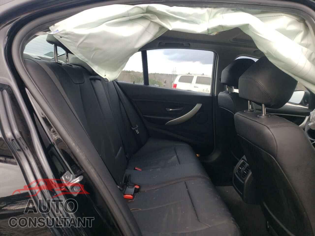 BMW 3 SERIES 2016 - WBA8E5G54GNU21667