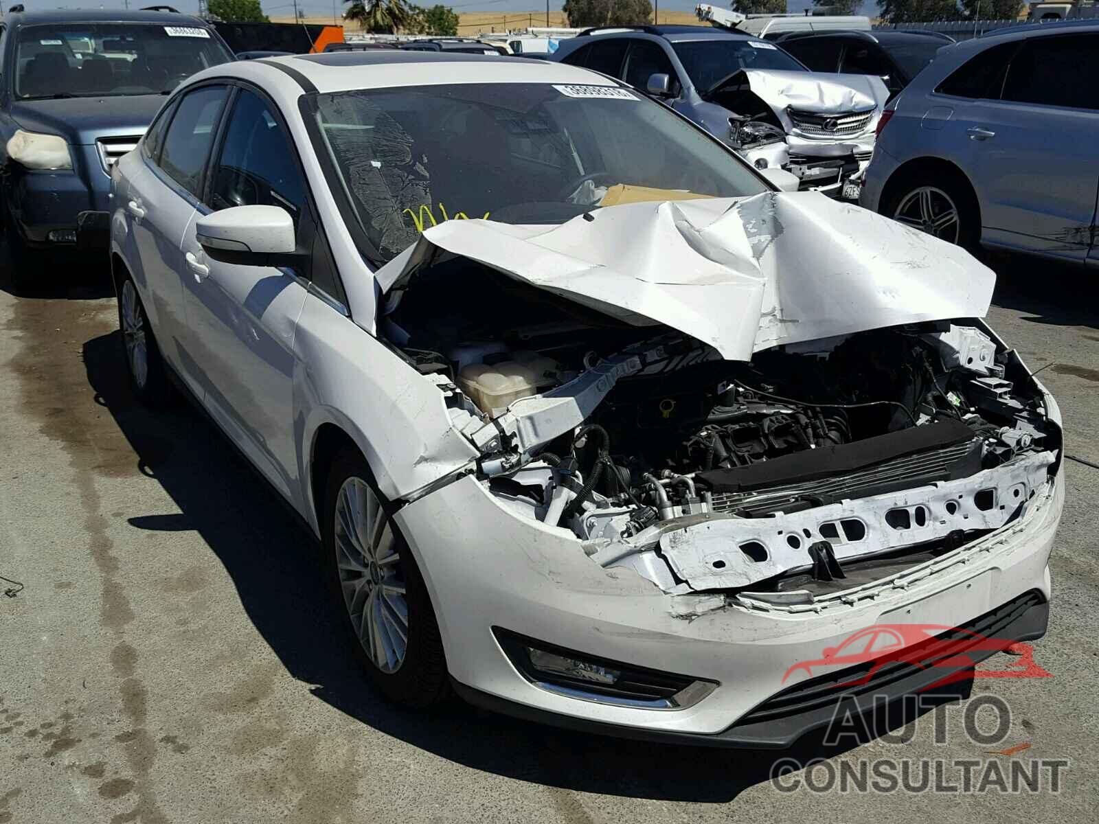 FORD FOCUS 2017 - 1FADP3J26HL329333