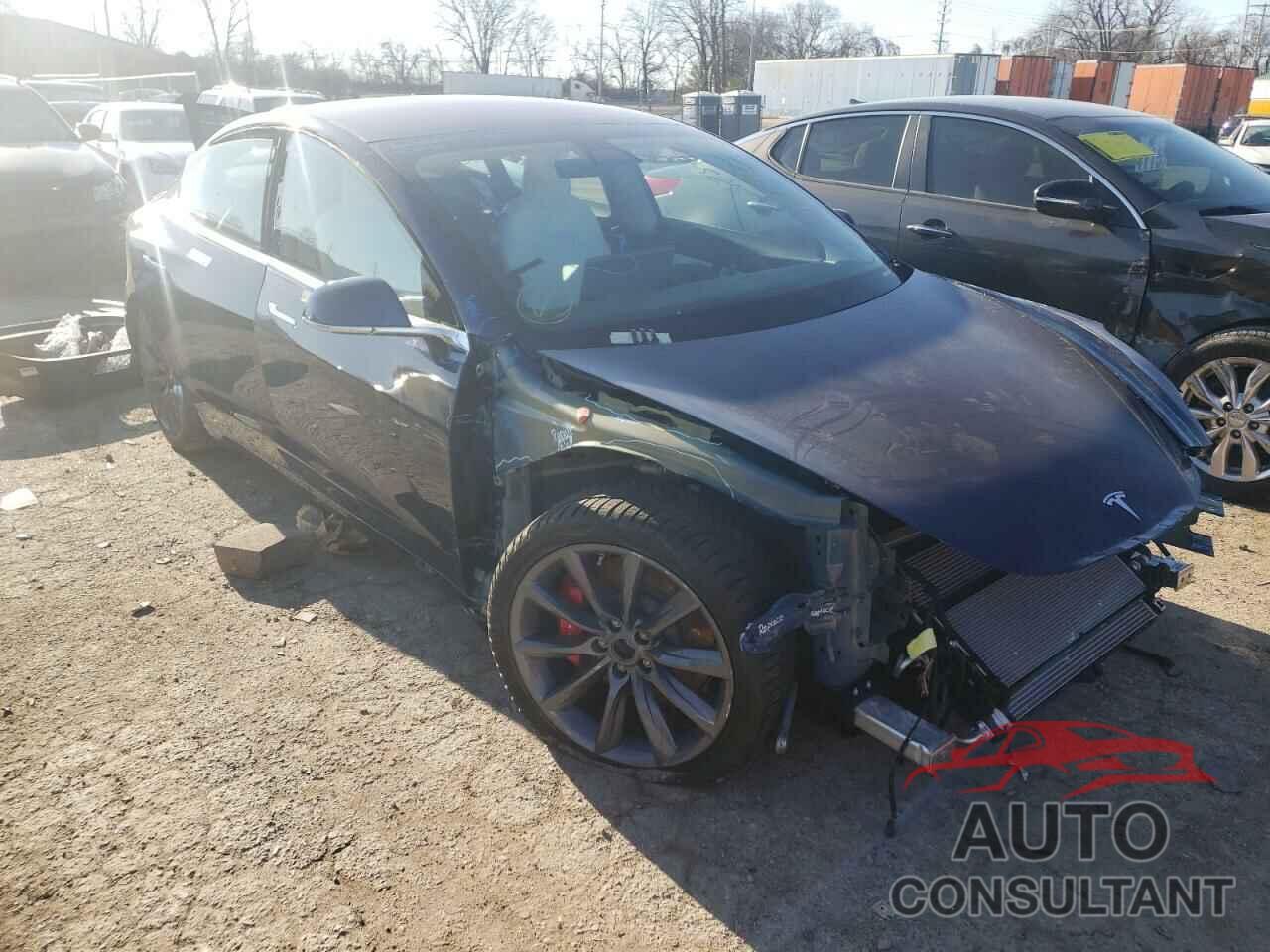 TESLA MODEL 3 2018 - 5YJ3E1EB2JF074182