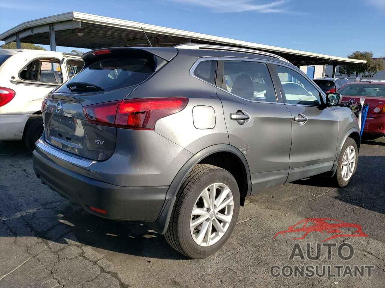 NISSAN ROGUE 2018 - JN1BJ1CP1JW193748