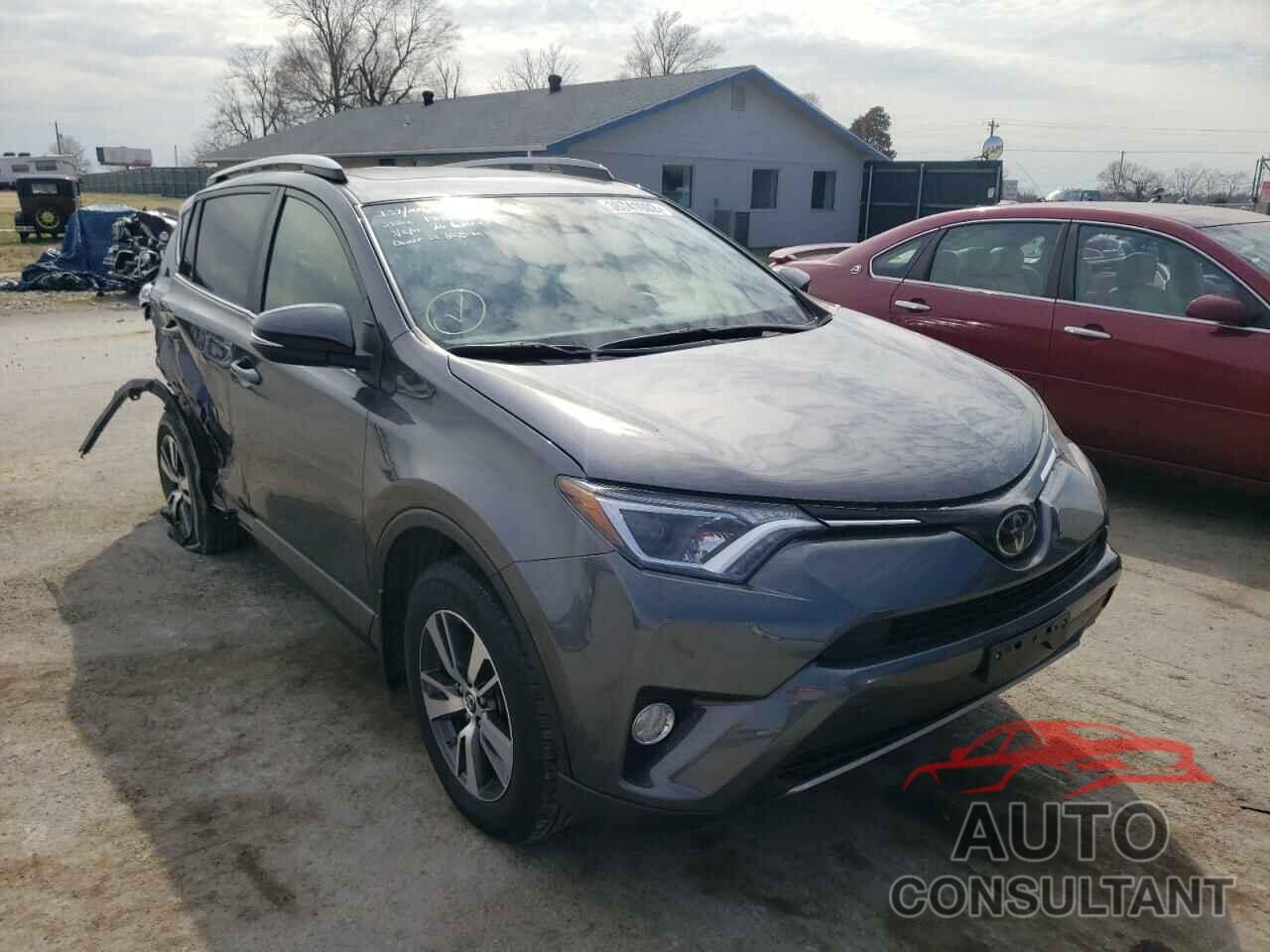 TOYOTA RAV4 2018 - JTMRFREV6JD248374