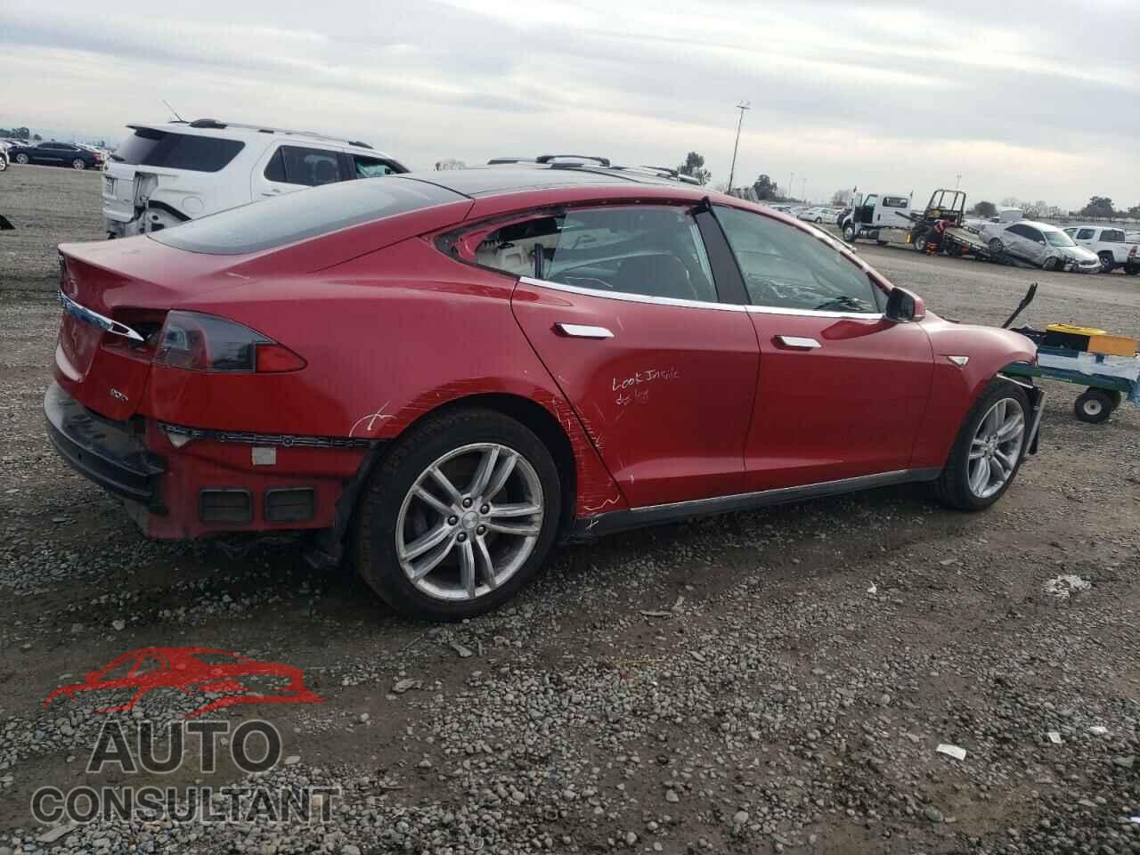 TESLA MODEL S 2016 - 5YJSA1E29GF132403