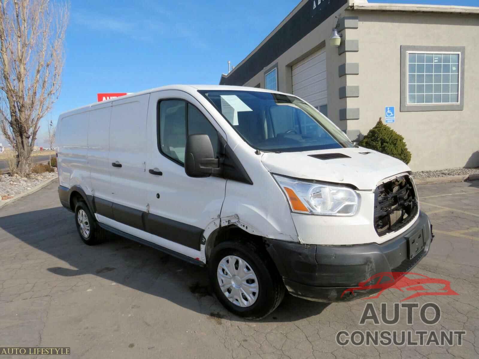 FORD TRANSIT CO 2017 - 1FTYR1ZM2HKA02384