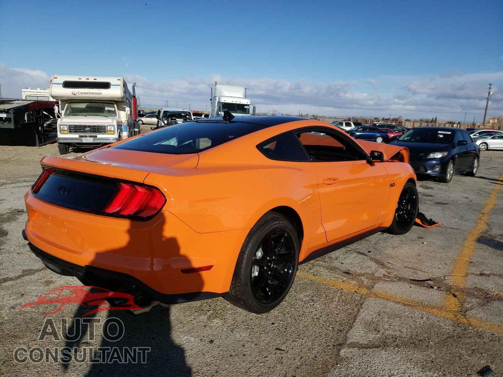FORD MUSTANG 2020 - 1FA6P8CF2L5182155