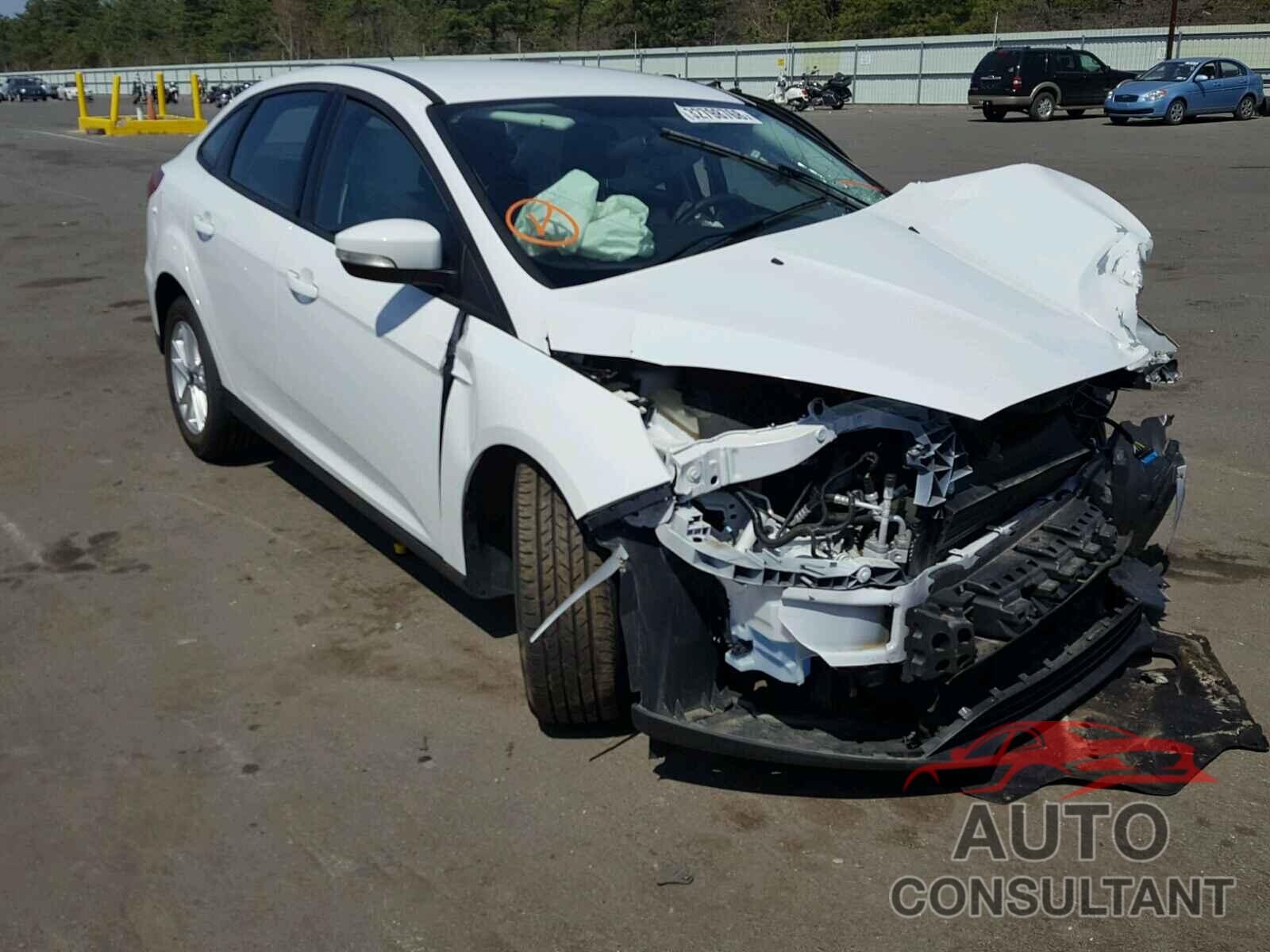 FORD FOCUS 2015 - 1FADP3F24FL226773