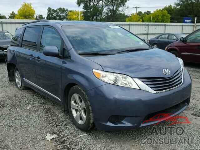 TOYOTA SIENNA 2015 - 5TDKK3DC1FS641964