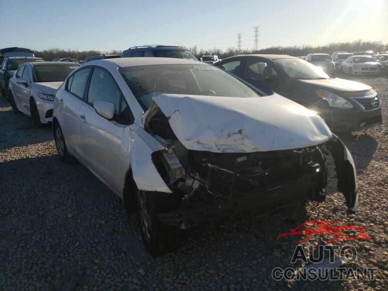 KIA FORTE 2017 - 3KPFK4A79HE081204