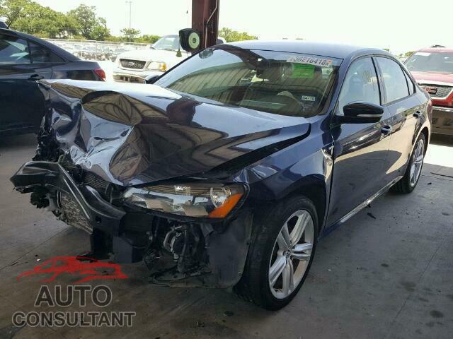 VOLKSWAGEN PASSAT 2015 - 1VWAT7A3XFC022458