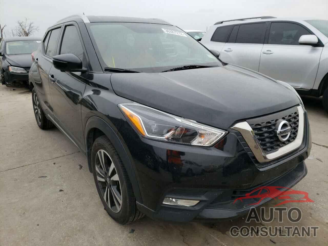 NISSAN KICKS 2018 - 3N1CP5CU8JL543995