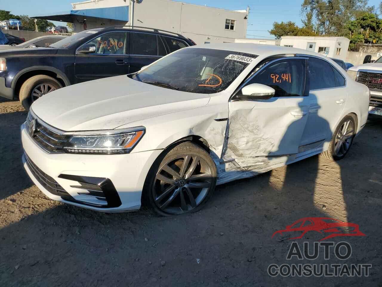 VOLKSWAGEN PASSAT 2017 - 1VWDT7A37HC016486